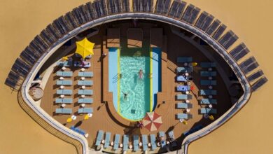Las fotos de piscinas más bonitas del mundo vistas desde el cielo (ya veréis, es refrescante) Las fotos de piscinas más bonitas del mundo vistas desde el cielo (ya veréis, es refrescante)